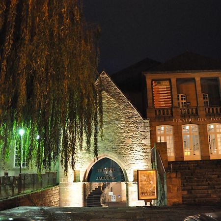 Cafe Hotel Du Theatre Dinan Exterior foto