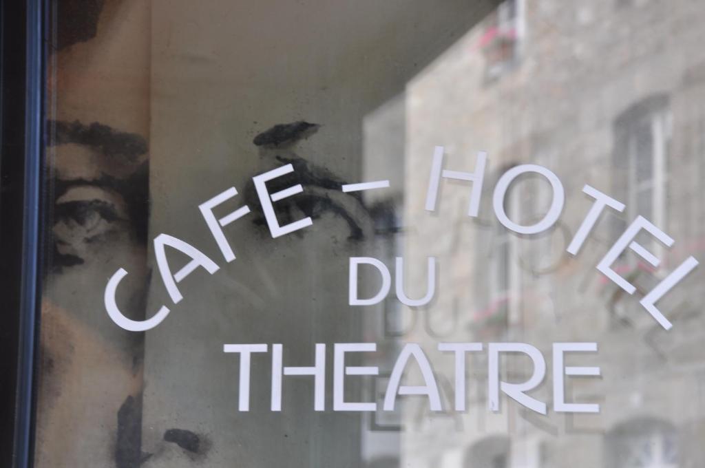 Cafe Hotel Du Theatre Dinan Zimmer foto